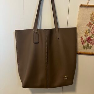 Coach north tote